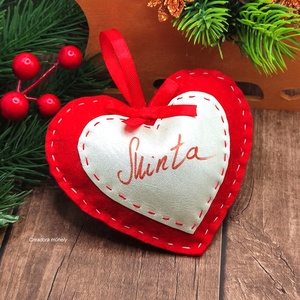 Névre szóló karácsonyi szív függő dísz, nagy piros, Karácsony, Karácsonyi lakásdekoráció, Karácsonyfadíszek, Varrás, MESKA
