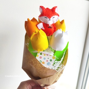 Ballagási virágcsokor, óvodai bölcsődei ballagó csokor, textil tulipánok filc figurával, személyre szabható örökcsokor - Meska.hu