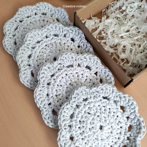 Horgolt poháralátét vagy kis terítő csomag választott színben, Otthon & Életmód, Konyhafelszerelés, tálalás, Tálalás, Tányér- és poháralátét, Horgolás, MESKA