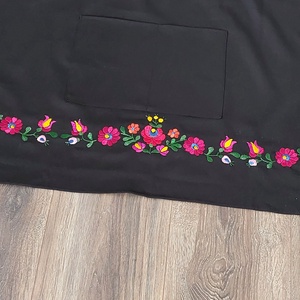 Kötény , Otthon & Életmód, Konyhafelszerelés, tálalás, Konyhai textil, Kötény, Hímzés, Varrás, MESKA