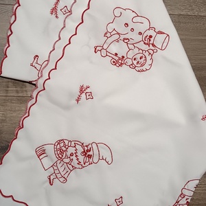 Karácsonyi terítő  - karácsony - karácsonyi lakásdekoráció - ünnepi asztaldekoráció - Meska.hu