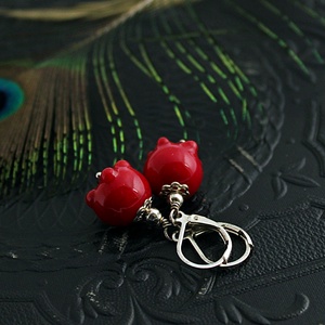 Gránátalma - piros lámpagyöngy bogyó fülbevaló ezüst kapoccsal, Muránói üvegékszer, piros üveggyöngy fülbevaló - ékszer - fülbevaló - lógó fülbevaló - Meska.hu