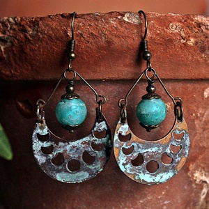 Artemis - rusztikus lámpagyöngy fülbevaló, holdfázis fülbevaló, türkiz zöld üveggyöngy fülbevaló, MURÁNÓI üveg ékszer, Ékszer, Fülbevaló, Lógó fülbevaló, Ékszerkészítés, Üvegművészet, MESKA