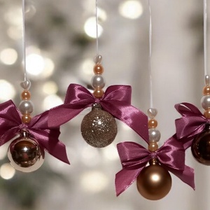 Gyönyörű, egyedi karácsonyfadíszek, Karácsony, Karácsonyi lakásdekoráció, Karácsonyfadíszek, Gyöngyfűzés, gyöngyhímzés, MESKA