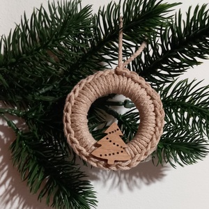 Makramé karácsonyfadíszek - karácsony - karácsonyi lakásdekoráció - karácsonyfadíszek - Meska.hu