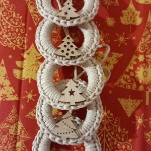 Makramé karácsonyfadíszek - karácsony - karácsonyi lakásdekoráció - karácsonyfadíszek - Meska.hu