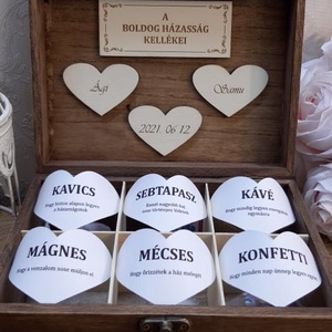 A boldog házasság kellékei! ajándékdoboz esküvőre, lánybúcsúra! Angol, német és magyar nyelvű üzenettel kérhető! - esküvő - emlék & ajándék - nászajándék - Meska.hu
