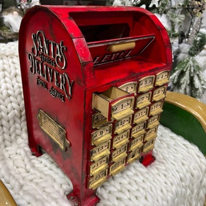 ÚJDONSÁG!!! Adventi kalendárium, régi postaláda forma, kiegészítőkkel. 1716001 - karácsony - adventi díszek - adventi naptár - Meska.hu