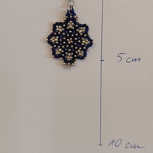 Mandala fülbevaló 1 mm-es japán üveggyöngyből - ékszer - fülbevaló - lógós kerek fülbevaló - Meska.hu