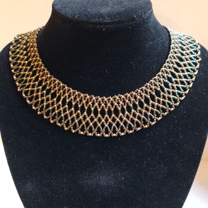 Gyöngygallér japán üveggyöngyből - Meska.hu