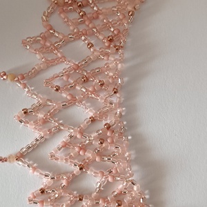 Halvány rózsaszín nyak�k üveggyöngyből  - ékszer - nyaklánc - gyöngyös nyaklánc - Meska.hu