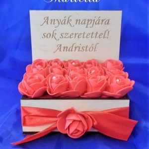 Névre szóló rózsabox Anyák napjára - Meska.hu