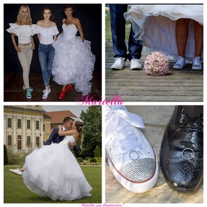 KÉSZTERMÉK! 38-s Csipkés /horgolt menyasszonyi tornacipő strasszokkal - esküvő - cipő és cipőklipsz - Meska.hu