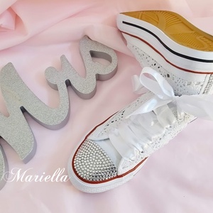 KÉSZTERMÉK! 38-s Csipkés /horgolt menyasszonyi tornacipő strasszokkal - esküvő - cipő és cipőklipsz - Meska.hu