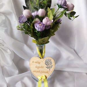 A világ legjobb anyukájának ( sárga ) Anyák Napja- szív alakú ajándék, ajándékkísérő - otthon & életmód - dekoráció - fali és függő dekoráció - függődísz - Meska.hu