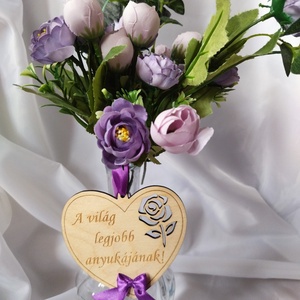 A világ legjobb anyukájának ( lila ) Anyák Napja- szív alakú ajándék, ajándékkísérő, Otthon & Életmód, Dekoráció, Fali és függő dekoráció, Függődísz, , MESKA