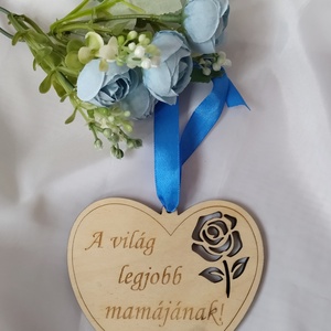 A világ legjobb mamájának  ( királykék ) Anyák Napja- szív alakú ajándék, ajándékkísérő, Otthon & Életmód, Dekoráció, Fali és függő dekoráció, Függődísz, , MESKA