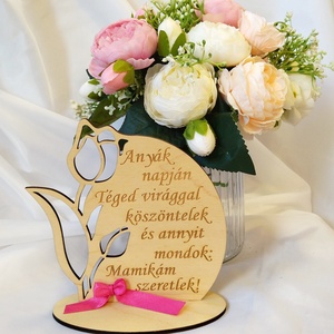 Nagymamáknak:Anyák Napja- gravírozott tulipán, pink , Otthon & Életmód, Dekoráció, Virágdekoráció, Virágcsokor, , MESKA
