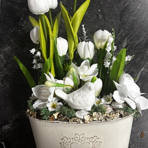 Tavaszi virágos asztaldísz  - otthon & életmód - dekoráció - asztal és polc dekoráció - asztaldísz - Meska.hu