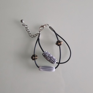 Afrika stílusú karkötő  - ékszer - karkötő - gyöngyös karkötő - Meska.hu