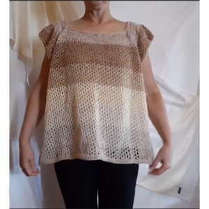Női kötött póló, barna-krém-beige - ruha & divat - női ruha - póló, felső - Meska.hu
