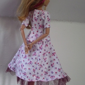 Bő, tüll aljú szoknya és virágos blúz - Babaruha 25-28 cm-es barbie-típusú babára -  - Meska.hu