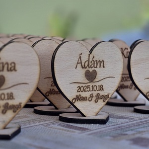 Személyre szabható szív alakú ültetőkártya és ajándék esküvőre - esküvő - emlék & ajándék - köszönőajándék - Meska.hu Személyre szabható szív alakú ültetőkártya és ajándék esküvőre - esküvő - emlék & ajándék - köszönőajándék - Meska.hu