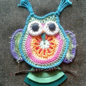 Nagy válltáska horgolt bagollyal - Huba :) (Huhogó Bagyoly) - táska & tok - kézitáska & válltáska - válltáska - Meska.hu