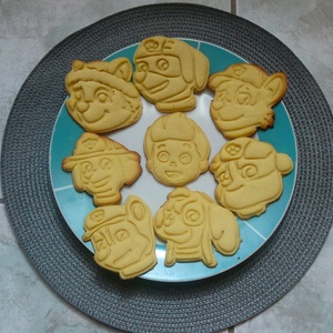 Mancs őrjárat (paw patrol) Ryder kiszúró forma - otthon & életmód - konyhafelszerelés, tálalás - sütés, főzés - sütikiszúró - Meska.hu