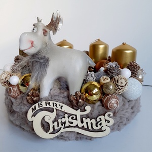 Adventi koszorú rénszarvas figurával - karácsony - adventi díszek - adventi asztaldísz - Meska.hu
