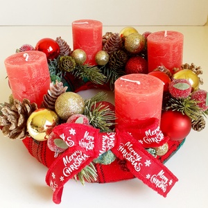 Adventi koszorú, hagyományos karácsonyi színekben - Meska.hu