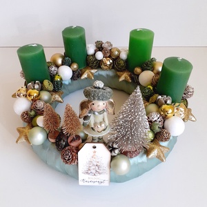 Adventi koszorú-angyal figurával, Karácsony, Adventi díszek, Adventi asztaldísz, Virágkötés, MESKA