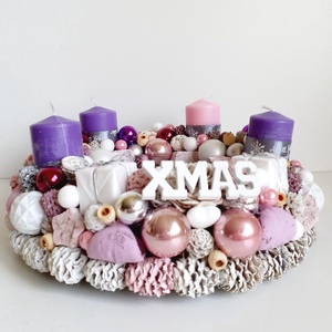 Adventi asztaldísz rózsaszín árnyalatban - Meska.hu