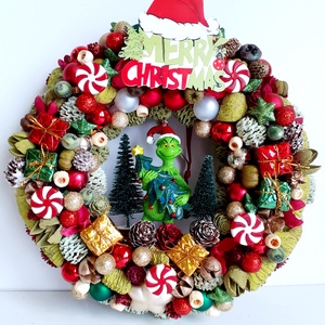 Karácsonyi ajtódísz fenyőfás grinccsel - karácsony - adventi díszek - adventi ajtódísz - Meska.hu