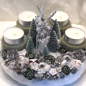 Adventi koszorú mécsesekkel és akril szarvassal, fenyőkkel - karácsony - adventi díszek - adventi koszorú - Meska.hu