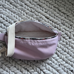 Övtáska színes húzózárral - táska & tok - övtáska - Meska.hu