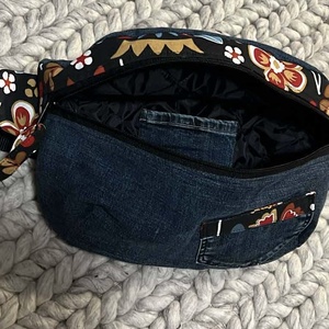 Övtáska farmernadrágból újragondolva - táska & tok - övtáska - Meska.hu