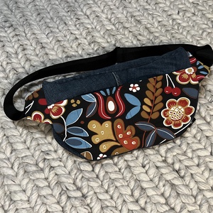 Övtáska farmernadrágból újragondolva - táska & tok - övtáska - Meska.hu