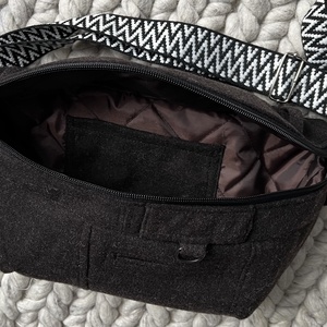 Övtáska sötétbarna gyapjúból - táska & tok - övtáska - Meska.hu