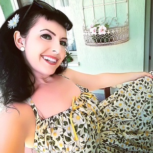 Pinup Rockabilly ruha sárga vagy zöld százszorszép mintás, virágos - ruha & divat - női ruha - ruha - Meska.hu
