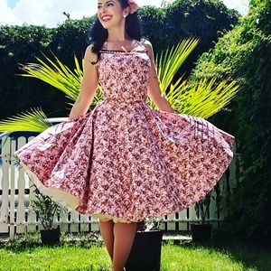Pinup Rockabilly ruha apró rózsák és csipke, romantikus minta - ruha & divat - női ruha - ruha - Meska.hu