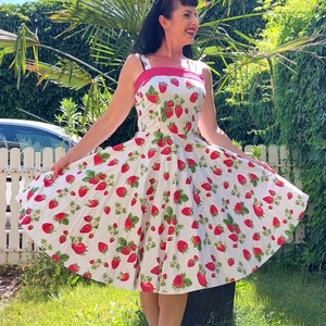 Folk Rockabilly ruha eper mintás LIMITÁLT  - ruha & divat - női ruha - ruha - Meska.hu Folk Rockabilly ruha eper mintás LIMITÁLT  - ruha & divat - női ruha - ruha - Meska.hu