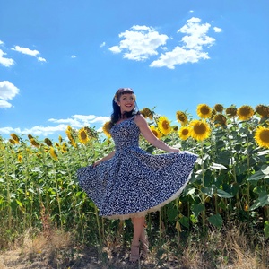 Pinup Rockabilly ruha,  sötét szürke alapon apró százszorszép,  margareta mintás  - ruha & divat - női ruha - ruha - Meska.hu