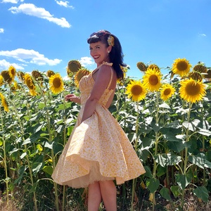 Pinup Rockabilly ruha,  apró százszorszép,  margareta mintás  - ruha & divat - női ruha - ruha - Meska.hu