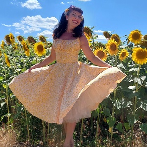 Pinup Rockabilly ruha,  apró százszorszép,  margareta mintás  - Meska.hu
