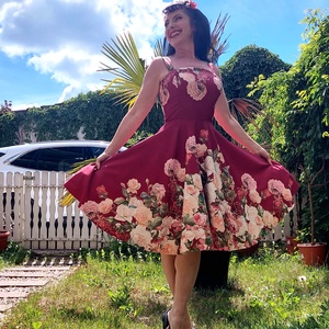 Folk Rockabilly ruha, rózsa mintás fehér, menyecske, népi mintás  - ruha & divat - női ruha - ruha - Meska.hu