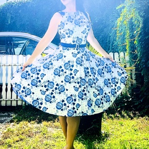 Folk Rockabilly ruha, kalocsai mintás fehér, menyecske, népi mintás  - ruha & divat - női ruha - ruha - Meska.hu