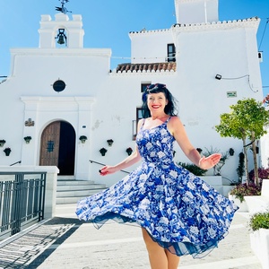 Pinup Rockabilly ruha, madaras virágos, porcelán mintás sötétkék tavasz - ruha & divat - női ruha - ruha - Meska.hu