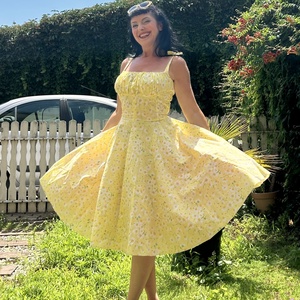 Pinup Rockabilly ruha,  százszorszép  margaréta kamilla mintás LIMITÁLT  - ruha & divat - női ruha - ruha - Meska.hu