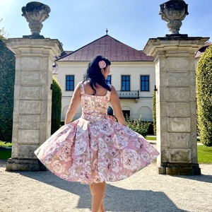 Folk Rockabilly ruha, rózsa mintás szatén, koszorúslány, menyecske, népi mintás  - ruha & divat - női ruha - ruha - Meska.hu